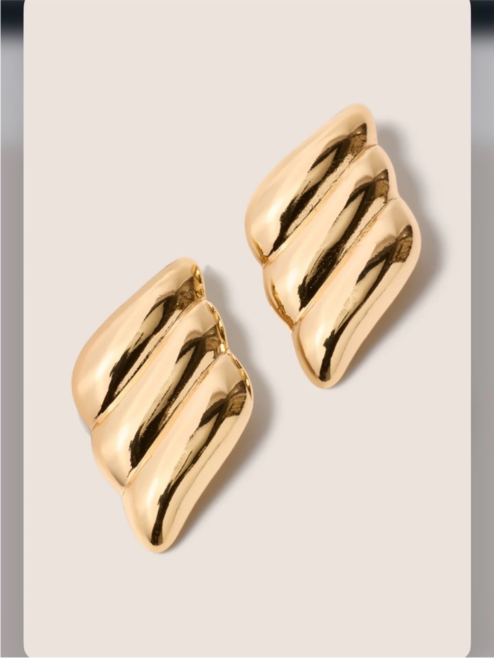 Evereve Annette statement Gold Earring